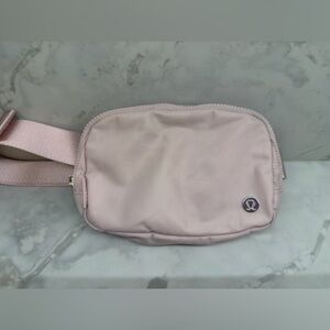 Lululemon Belt Bag 1L in Flush Pink